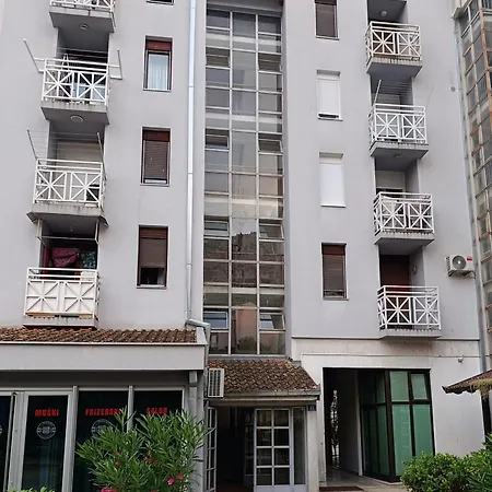 Apartamento Stan Na Dan